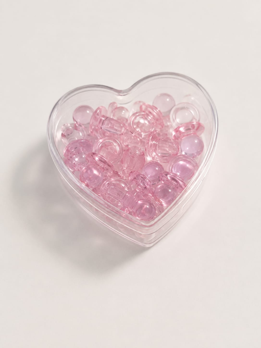 Herzbox mit Acryl-Schnullern & Fläschchen Rosa - 16-teilig,Baby Shower Deko (20-25mm)