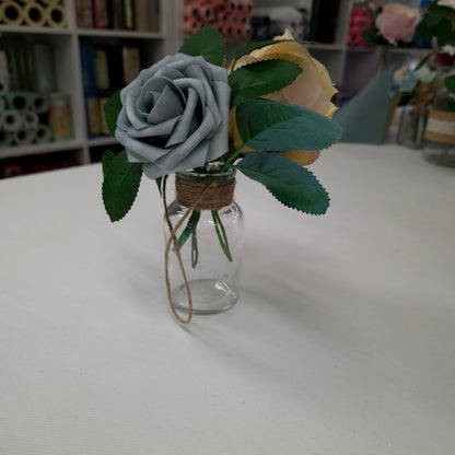 Glas-Vase mit Juteband zum Aufhaengen - ca. 5,5x10,5 cm
