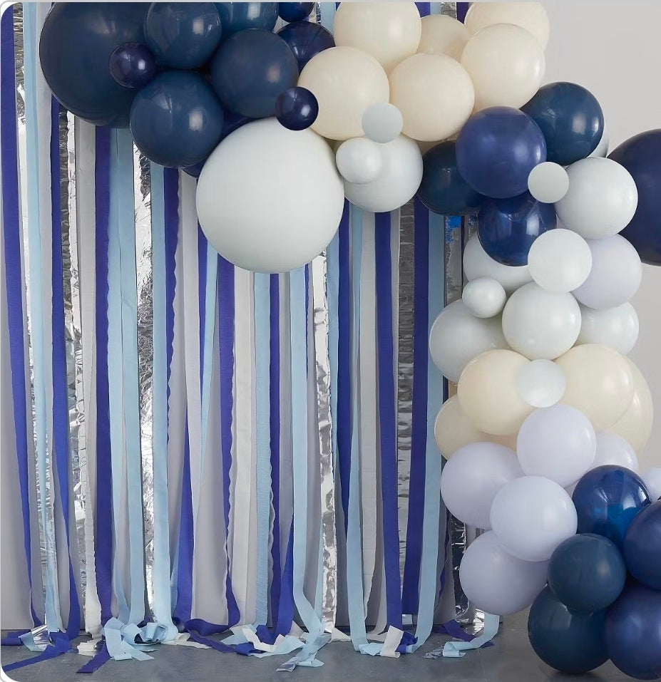 Ginger Ray DIY-Ballonbogen & Fotowand Blau-Silber-Creme -Set mit 70 Ballons 6 300m Kreppband