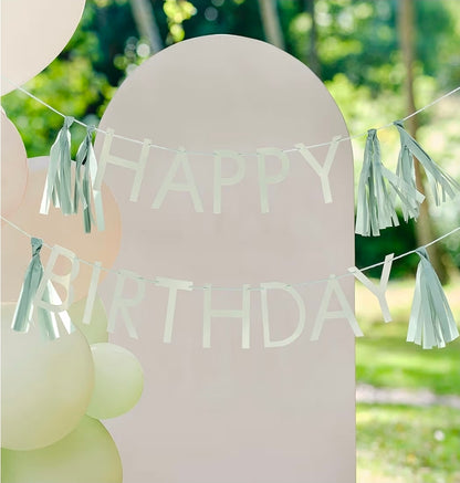 Ginger Ray „Happy Birthday“ Girlande mit Quasten – Salbeigrün (Eco)